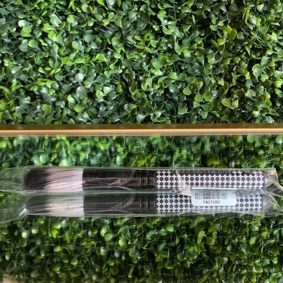 Love Craft Beauty Powder Brush #2 | NEW | Houndstooth Pattern - Picture 5 of 8